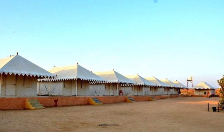 Imagen general del Hotel Thakur Ji Resort. Foto 5