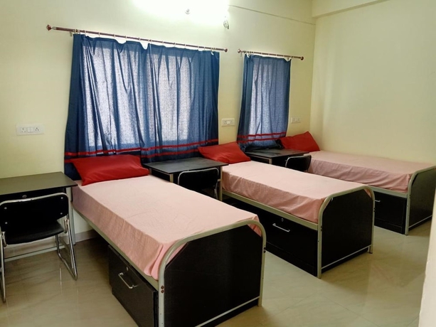 Imagen de la habitación del Hotel Thakur Jii Bhopal. Foto 10