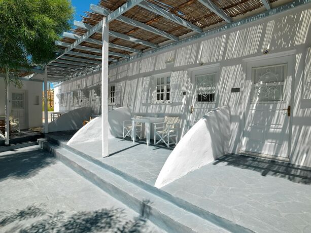 Imagen de la habitación del Hotel Thalasea Kimolos. Foto 15