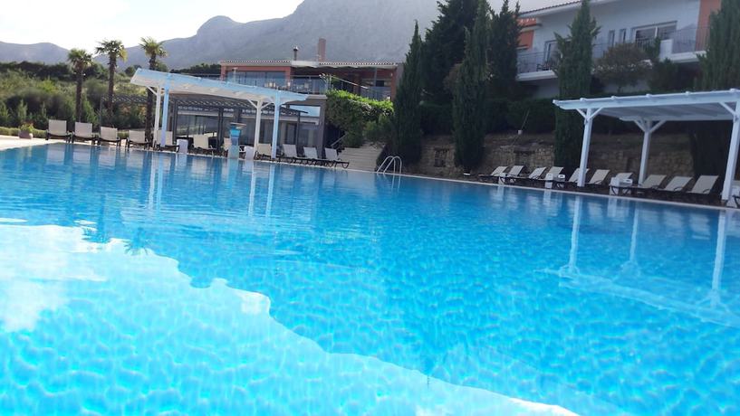 Imagen de la piscina del Hotel Thalassa, Aktio-Vonitsa. Foto 17
