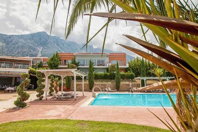 Imagen de la piscina del Hotel Thalassa, Aktio-Vonitsa. Foto 18
