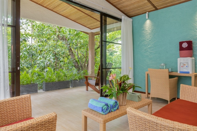 Imagen de la habitación del Hotel Thalassa Dive and Wellbeing Resort Manado. Foto 8