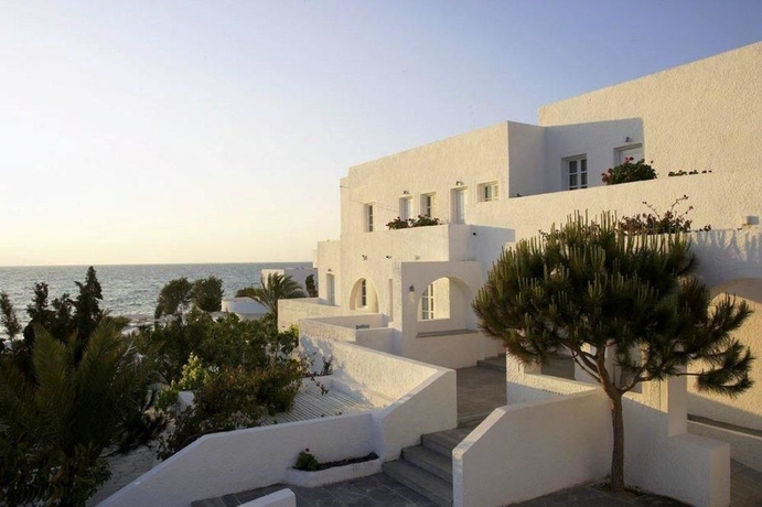 Imagen de los exteriores del Hotel Thalassa, Kamari. Foto 6