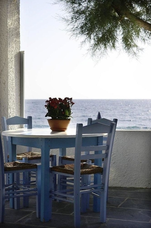 Imagen del bar/restaurante del Hotel Thalassa, Kamari. Foto 1