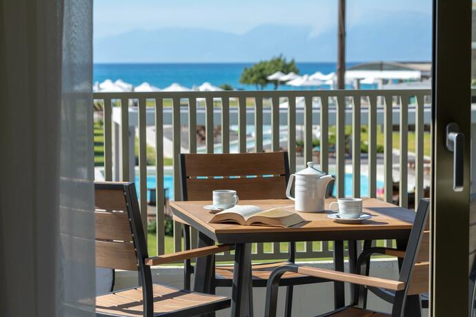 Imagen general del Hotel Thalassa Suites. Foto 18