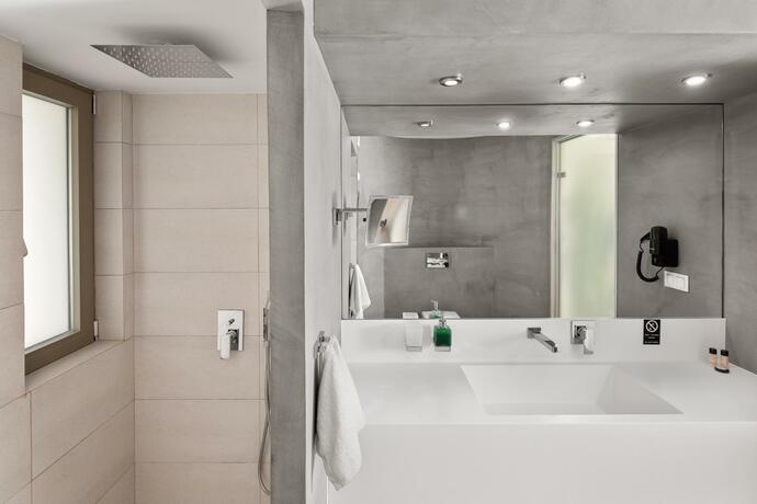 Imagen general del Hotel Thalassa Suites. Foto 27