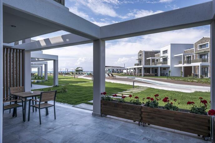 Imagen general del Hotel Thalassa Suites. Foto 30