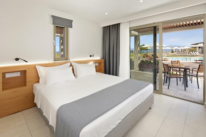 Imagen general del Hotel Thalassa Suites. Foto 34