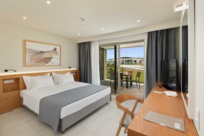 Imagen general del Hotel Thalassa Suites. Foto 38