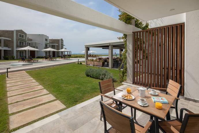 Imagen general del Hotel Thalassa Suites. Foto 42
