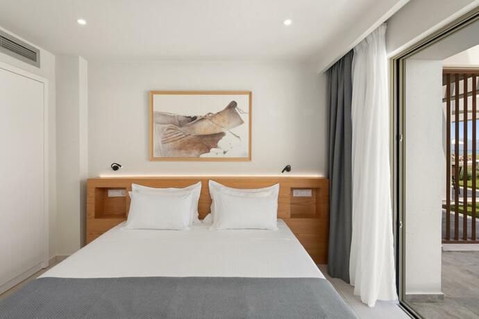 Imagen general del Hotel Thalassa Suites. Foto 44