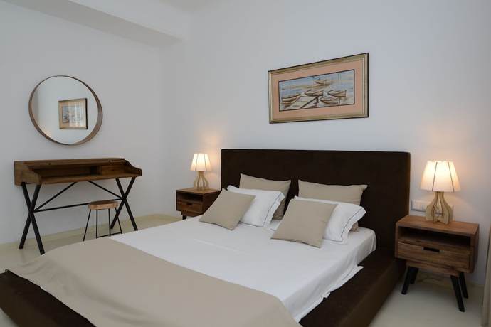 Imagen de la habitación del Hotel Thalasses Villas. Foto 11