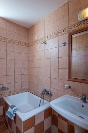 Imagen de la habitación del Hotel Thalassi. Foto 8