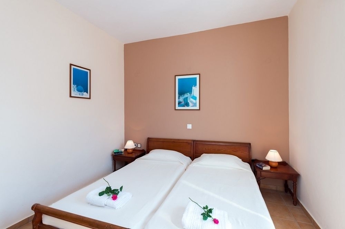 Imagen de la habitación del Hotel Thalassi. Foto 11