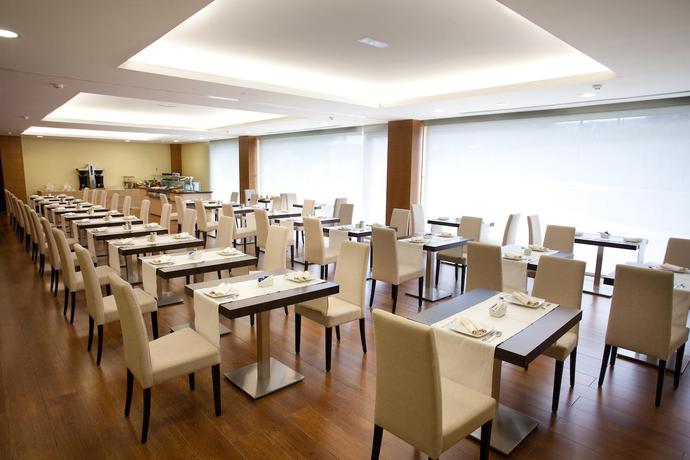 Imagen general del Hotel Thalasso Cantabrico Las Sirenas. Foto 6