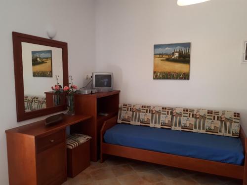 Imagen de la habitación del Hotel Thalina. Foto 4