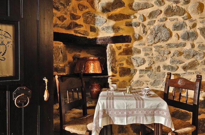 Imagen de la habitación del Hotel Thalori. Foto 7