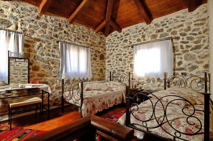 Imagen de la habitación del Hotel Thalori. Foto 15