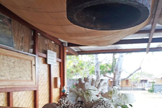 Imagen de los interiores del Hotel Thamarind Resort Gili Gede. Foto 19
