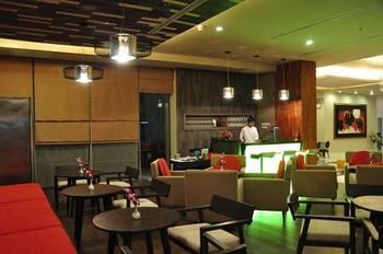 Imagen del bar/restaurante del Hotel Thamrongin. Foto 9