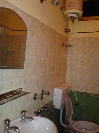 Imagen de la habitación del Hotel Thamsar. Foto 11