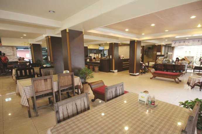 Imagen del bar/restaurante del Hotel Thana Hotel. Foto 2