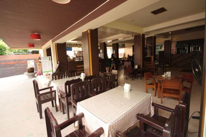 Imagen del bar/restaurante del Hotel Thana Hotel. Foto 3