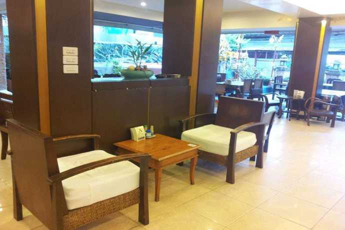 Imagen de los interiores del Hotel Thana Hotel. Foto 18
