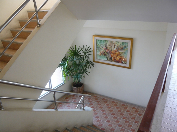 Imagen de los interiores del Hotel Thanapa Place. Foto 16