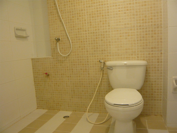 Imagen de la habitación del Hotel Thanapa Place. Foto 4
