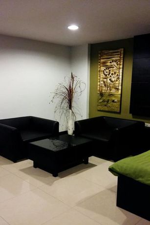 Imagen de la habitación del Hotel Thanarom Place. Foto 5