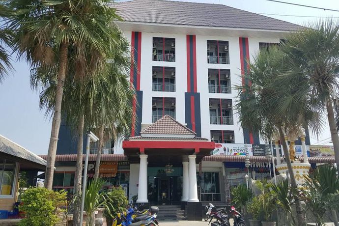 Imagen de la habitación del Hotel Thanarom Place. Foto 8