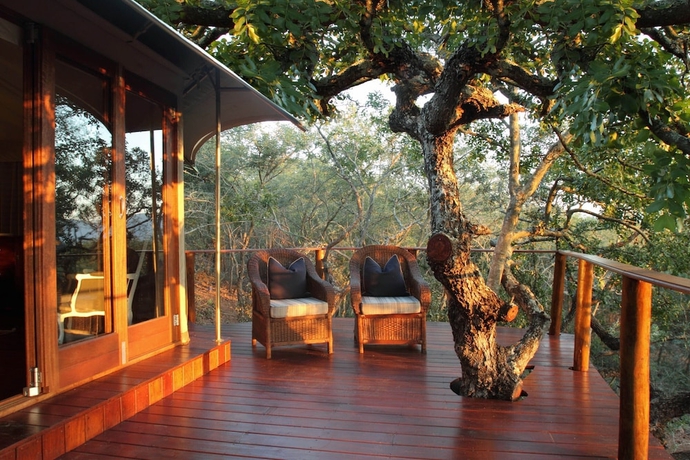 Imagen de la habitación del Hotel Thanda Safari. Foto 16