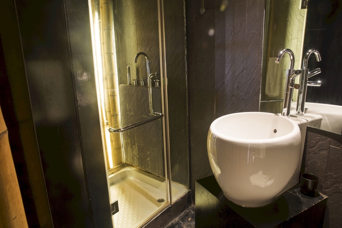 Imagen de la habitación del Hotel Thang Long Espana. Foto 7