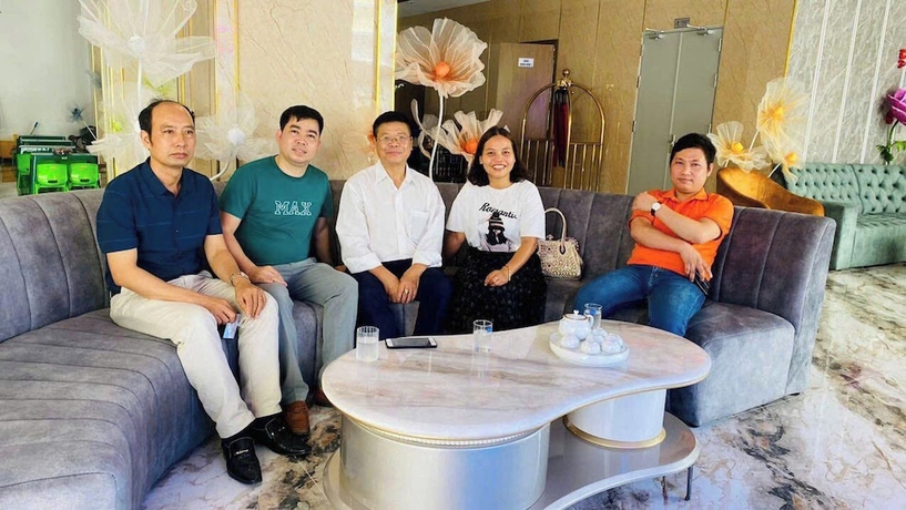 Imagen de los interiores del Hotel Thanh Cong. Foto 15