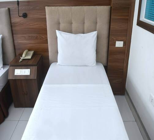 Imagen general del Hotel Thanh Hang near Emerald My Dinh. Foto 8