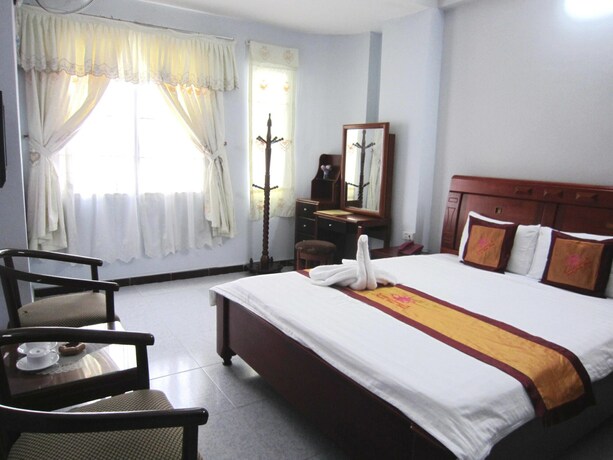 Imagen de la habitación del Hotel Thanh Hong. Foto 37
