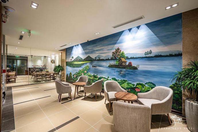 Imagen de los interiores del Hotel Thanh Long Bach Dang. Foto 18