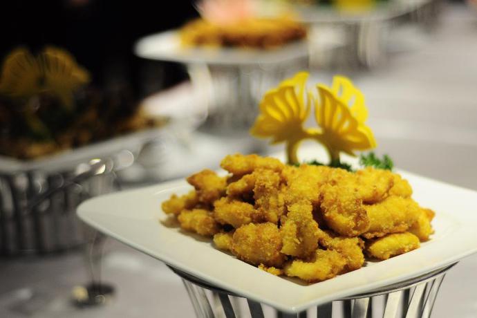 Imagen del bar/restaurante del Hotel Thanh Long Bach Dang. Foto 3