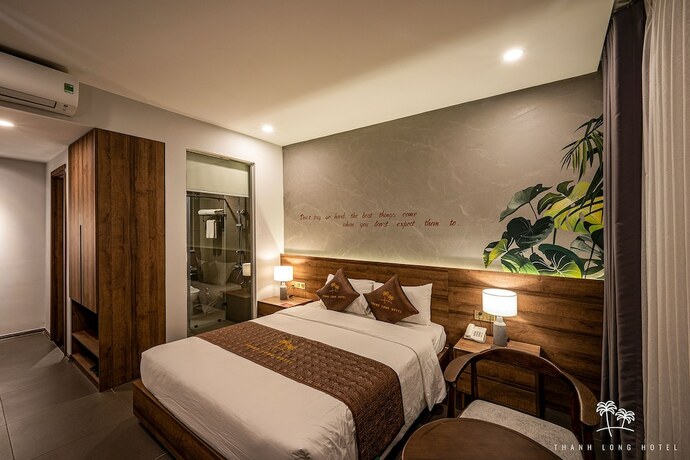 Imagen de la habitación del Hotel Thanh Long. Foto 30