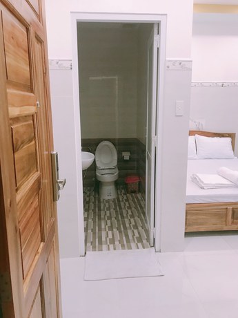 Imagen de la habitación del Hotel Thanh Vinh. Foto 3