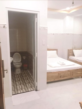 Imagen de la habitación del Hotel Thanh Vinh. Foto 4