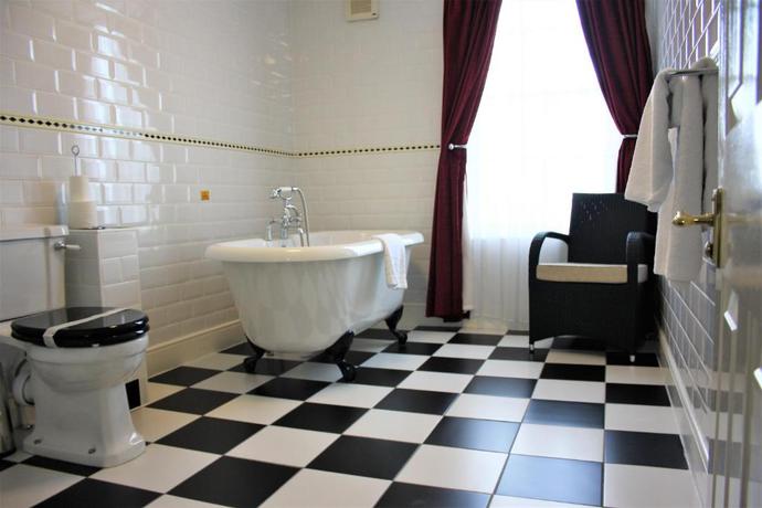 Imagen general del Hotel Thanington. Foto 9