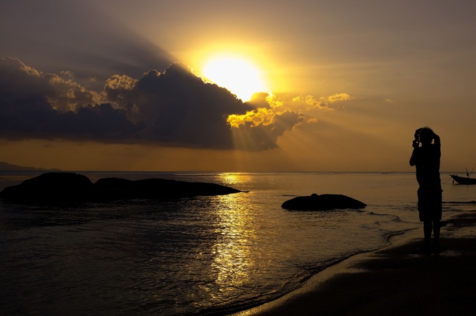 Imagen de los exteriores del Hotel Thaniza Beachfront Resort. Foto 13