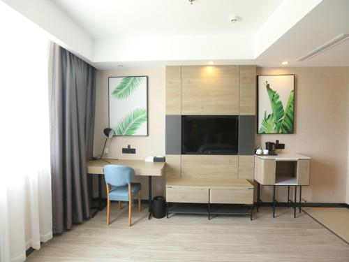 Imagen general del Hotel Thank Inn Chain Beijing Fanshan Chengguan Town Fangshan Red Scarf Park. Foto 1