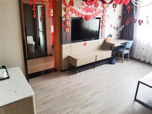 Imagen de la habitación del Hotel Thank Inn Chain Beijing Fanshan Chengguan Town Fangshan Red Scarf Park. Foto 15