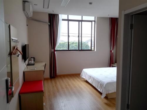 Imagen general del Hotel Thank Inn Chain Jiangsu Suzhou Kunshan Dianshan Lake. Foto 7