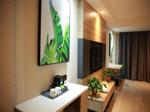 Imagen de la habitación del Hotel Thank Inn Chain Suqian Hubin New District Santaishan Park. Foto 19