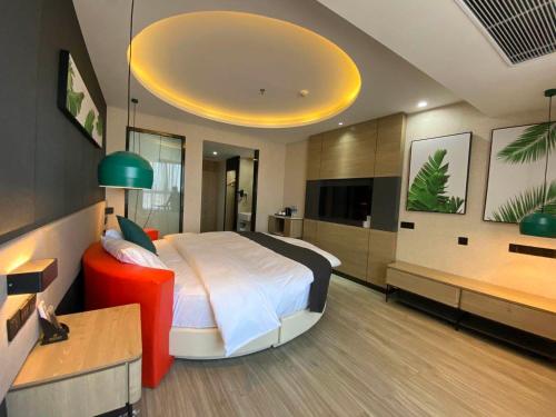 Imagen general del Hotel Thank Inn Plus Changsha Ningxiang Ningbang Plaza Pedestrian. Foto 13