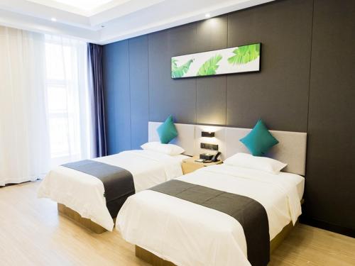 Imagen general del Hotel Thank Inn Plus Datong Senyuan Building High-Speed Railway Station. Foto 7